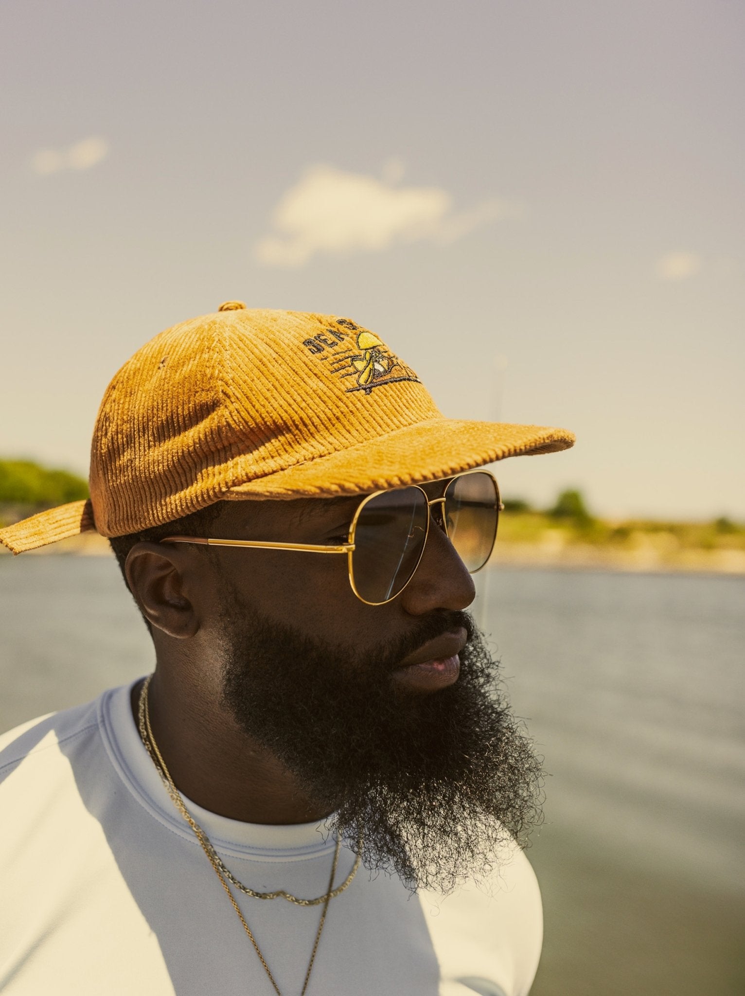Dressed in Music Play with Me Classic Surf Monkey® - Baseball cap van katoen zonder patroon - vintage look, Beige, one size Dressed in Music Play with Me Classic Surf Monkey® - Baseball cap van katoen zonder patroon - vintage look, Beige, one size